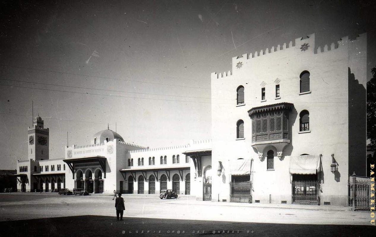 Oran- La gare PLM 31.jpg